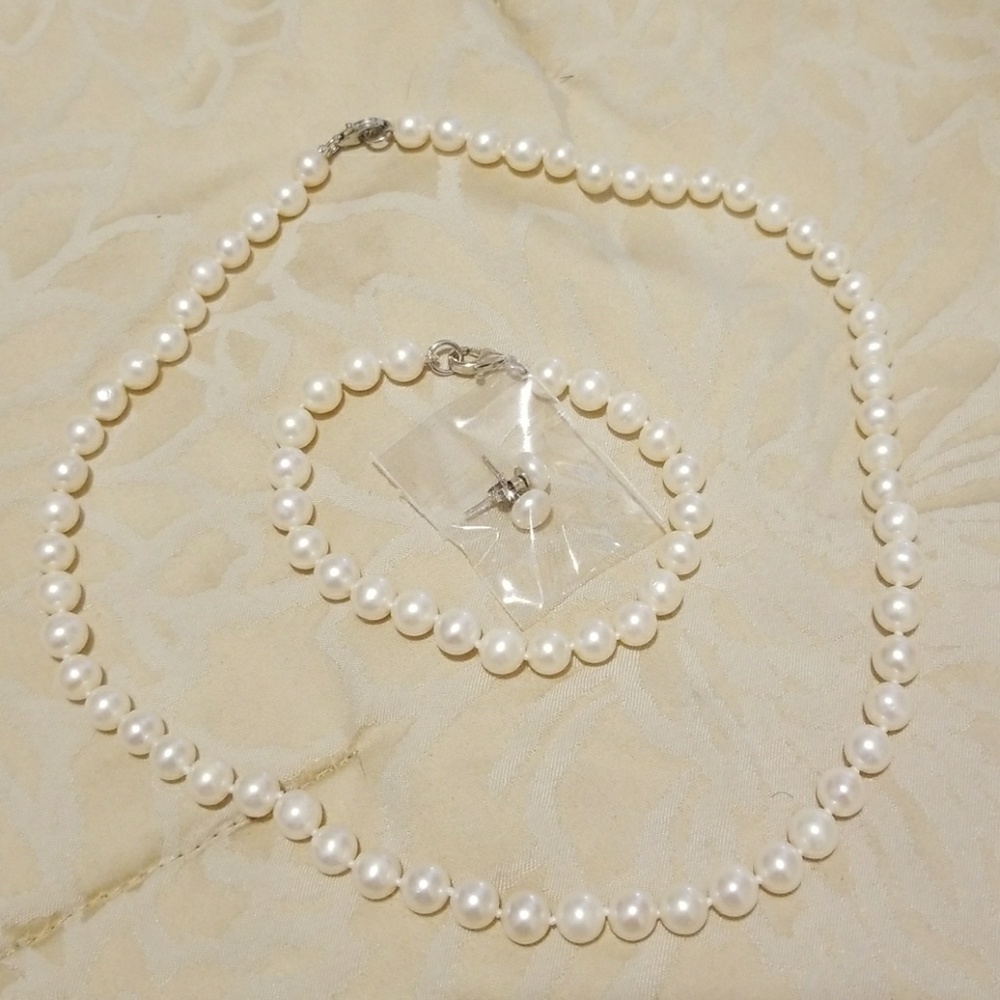 Pearl jewelry set